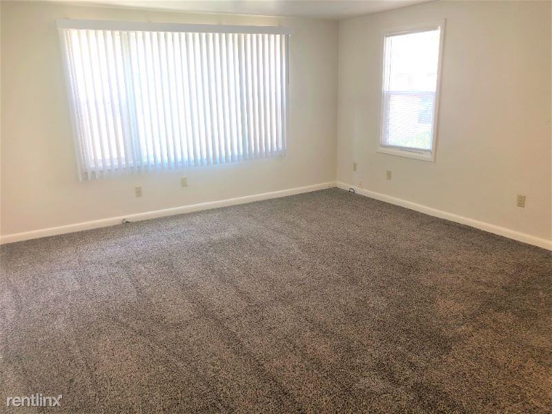 2122 N 12th St - Photo 2 of 9