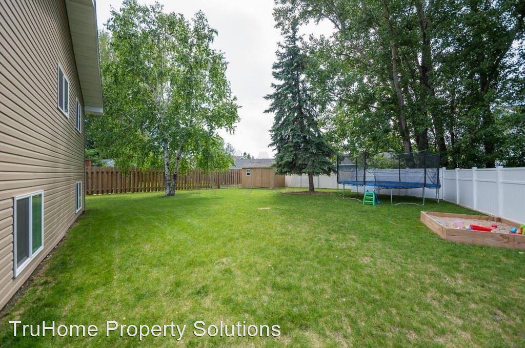 2101 7th Ave Nw - Photo 3 of 27