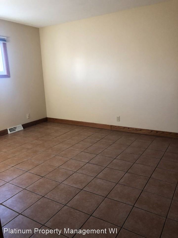 736 Ridgeland Ave - Photo 2 of 4