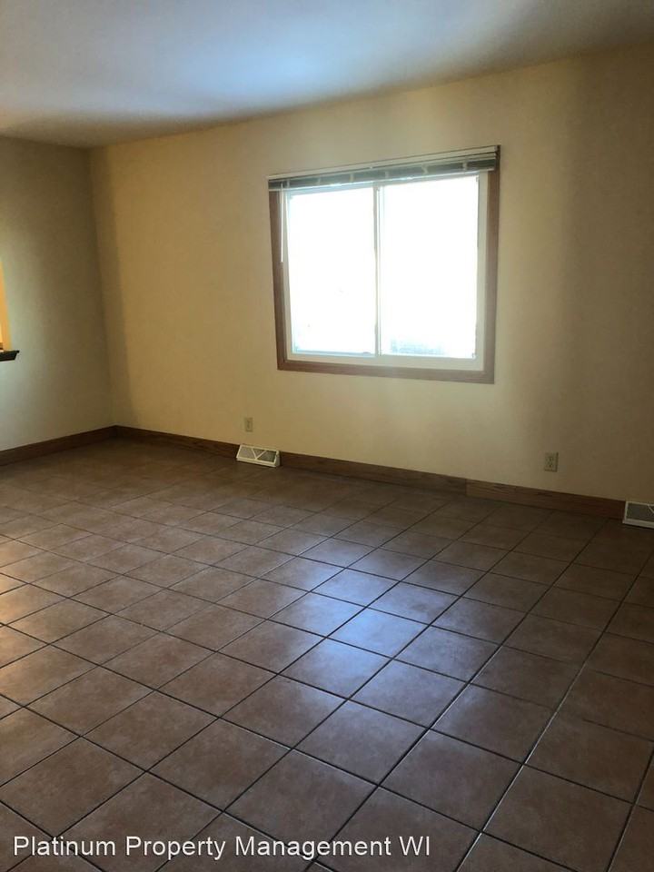 736 Ridgeland Ave - Photo 3 of 4