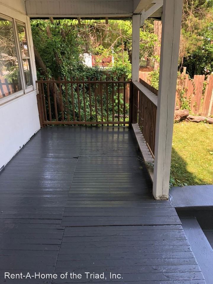 3611 Brevard St - Photo 3 of 15