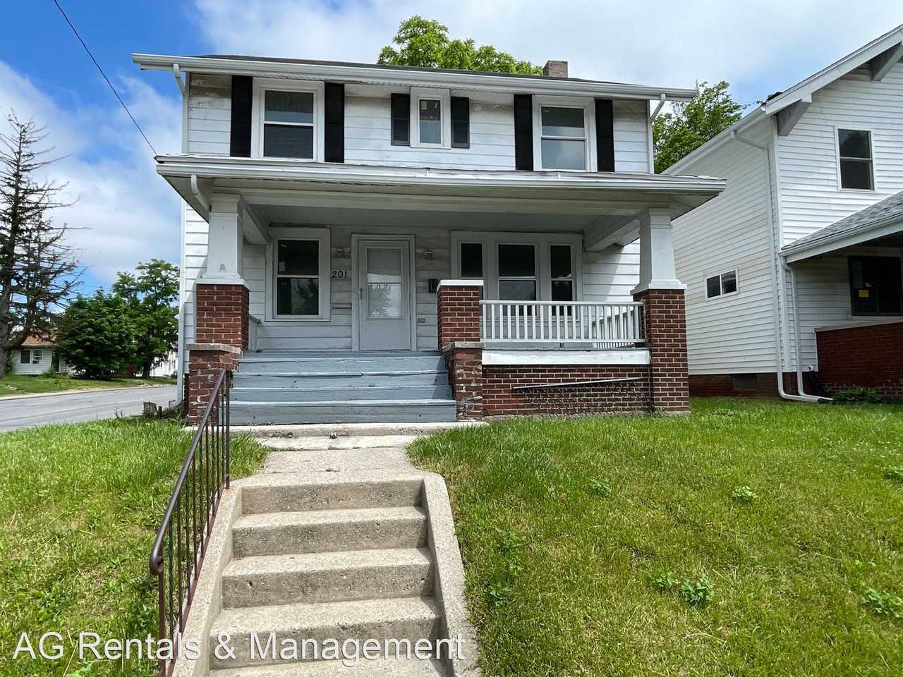 201 E Wildwood Ave, Fort Wayne, IN 46806 3 Bedroom Apartment for Rent