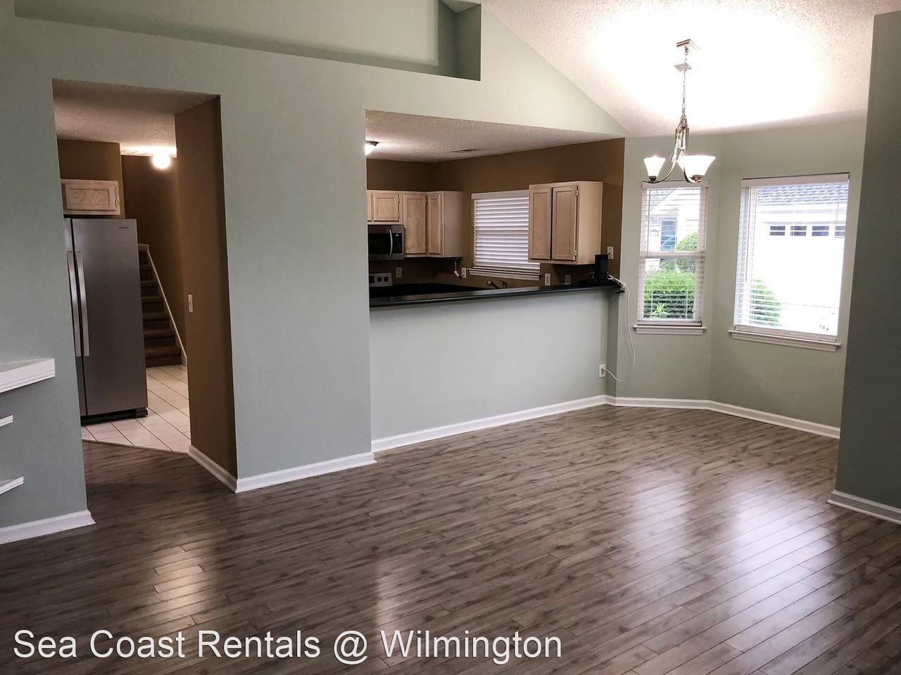 3316 Belmont Cir - Photo 2 of 33
