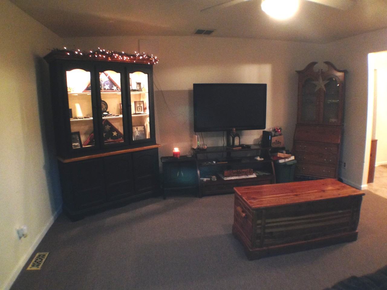 2476 Richards Ave - Photo 2 of 15