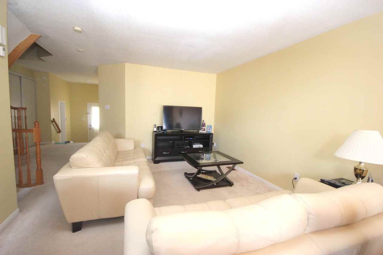 1604 Henri Lauzon St - Photo 2 of 12