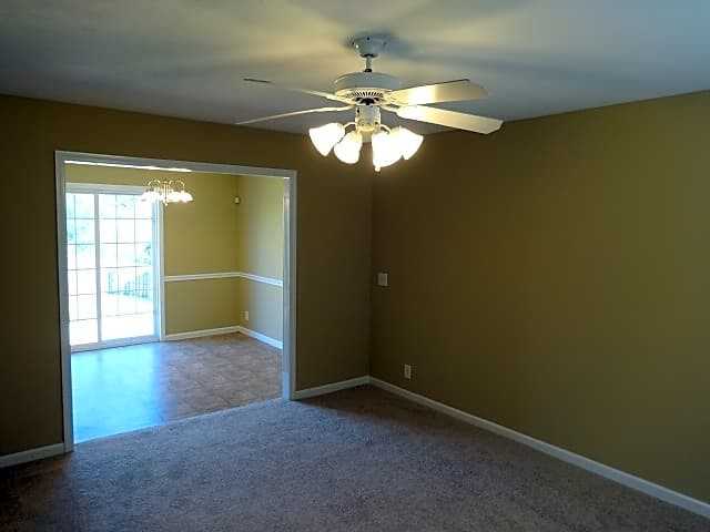 7024 Legacy Dr - Photo 3 of 14