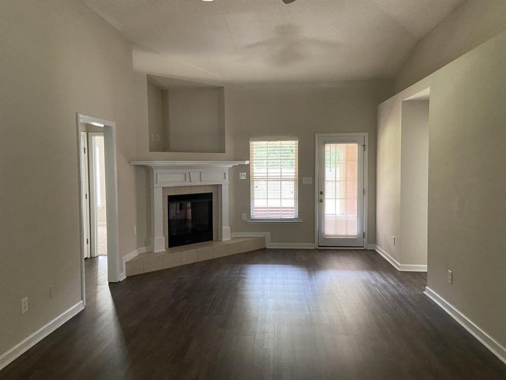 286 Shadow Ct Sw - Photo 2 of 19