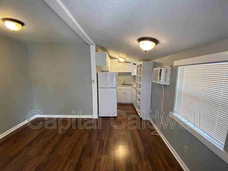304 E Hanna Ave #304B - Photo 4 of 17