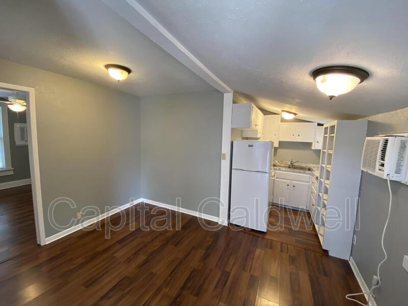 304 E Hanna Ave #304B - Photo 5 of 17