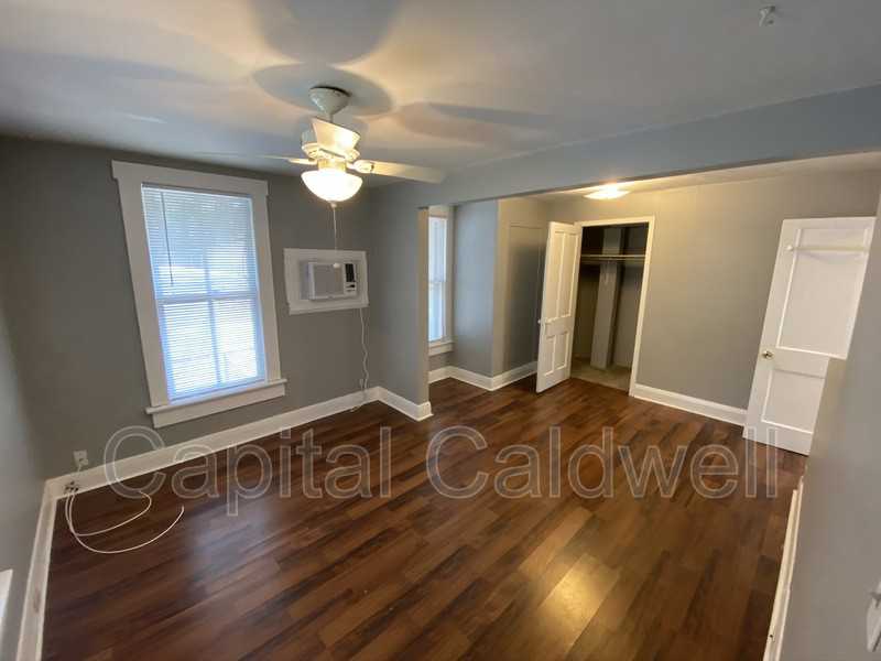 304 E Hanna Ave #304B - Photo 7 of 17