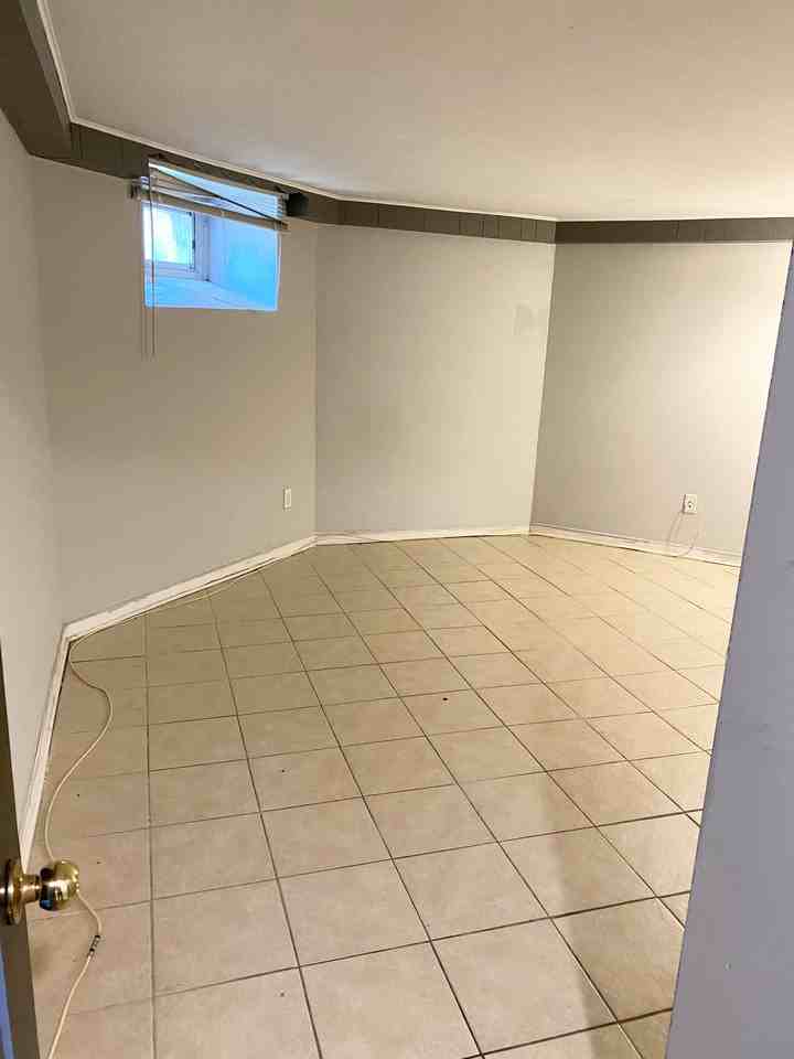 273 WILBROD - Photo 3 of 11