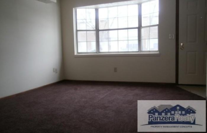 1544 Worthington Row Dr - Photo 2 of 9