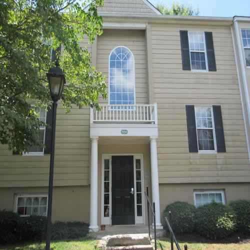 1504 Villa Terrace #C