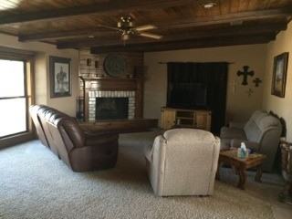 701 W Gum Ave - Photo 3 of 14