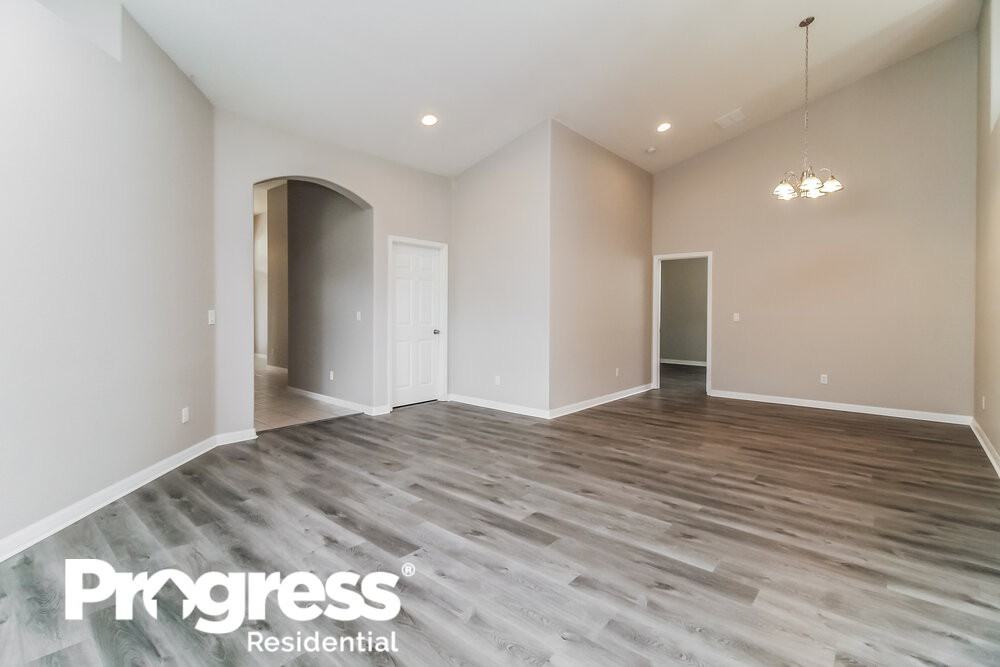 3281 Bethpage Loop - Photo 3 of 16