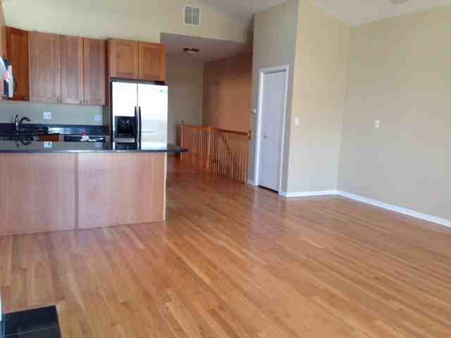 3751 S Michigan Ave #3 - Photo 3 of 14