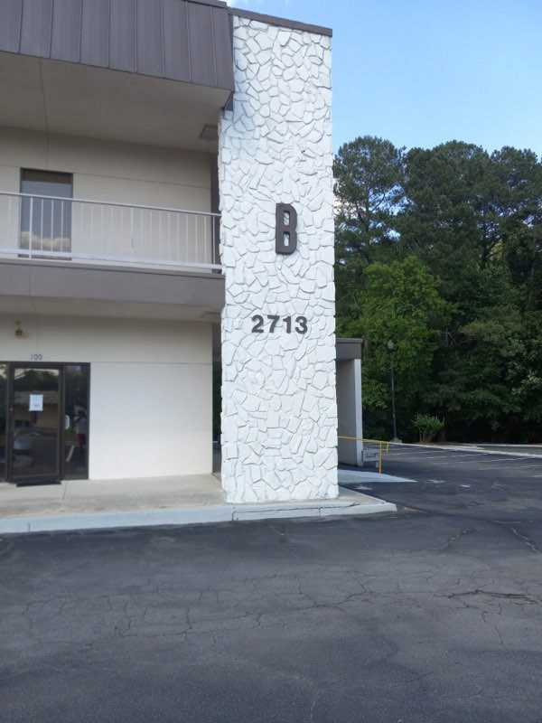 2710 Sheraton Dr - Photo 5 of 10