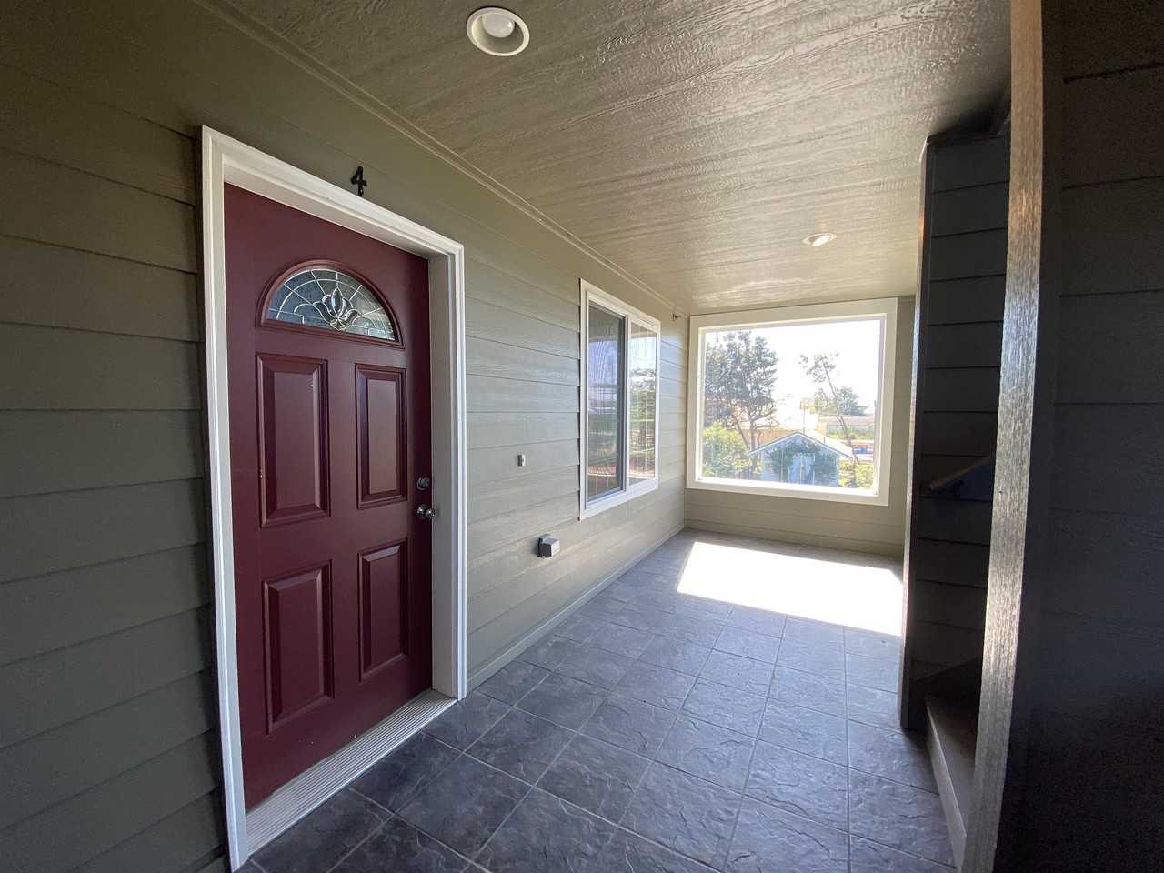 978 Point Brown Ave Se #4 - Photo 3 of 11