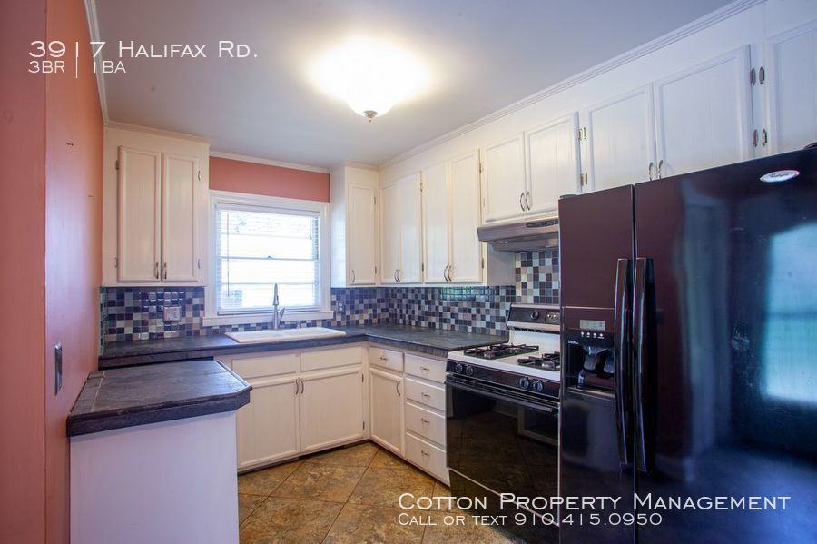 3917 Halifax Rd - Photo 2 of 26