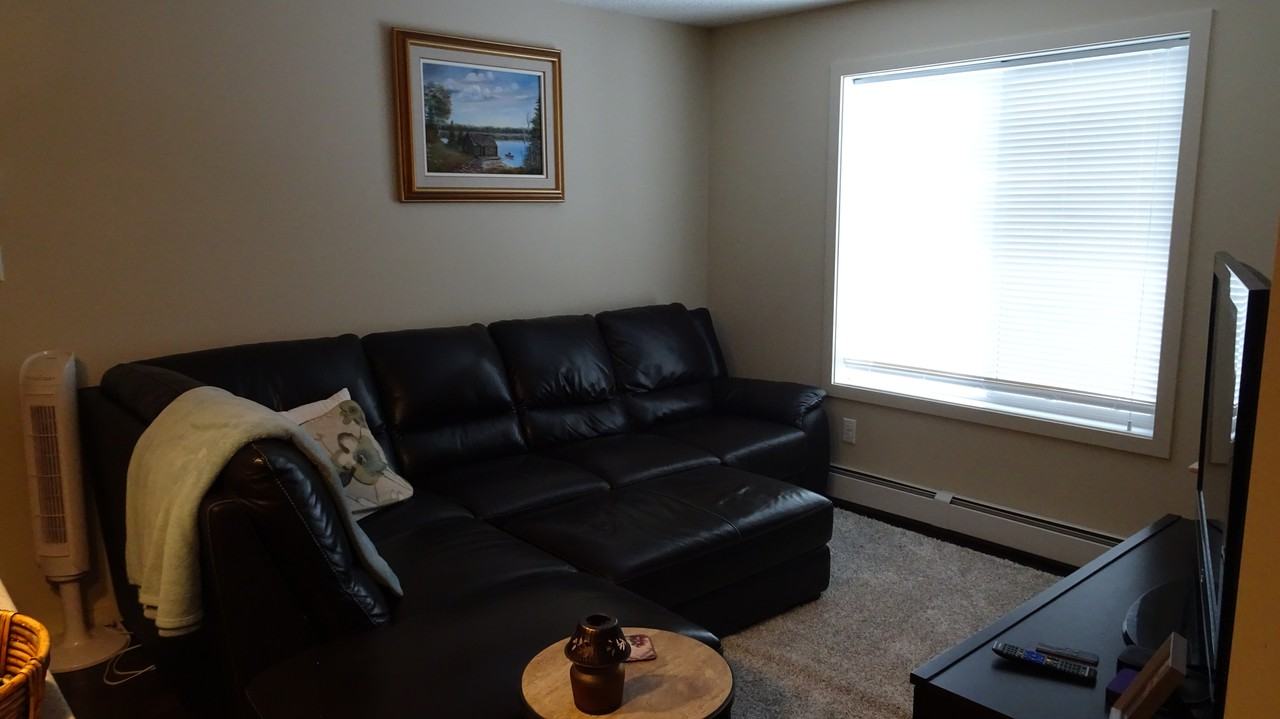 Windermere condo - Photo 2 of 10