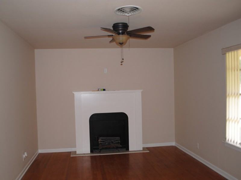 3614 Anaconda Dr - Photo 2 of 11