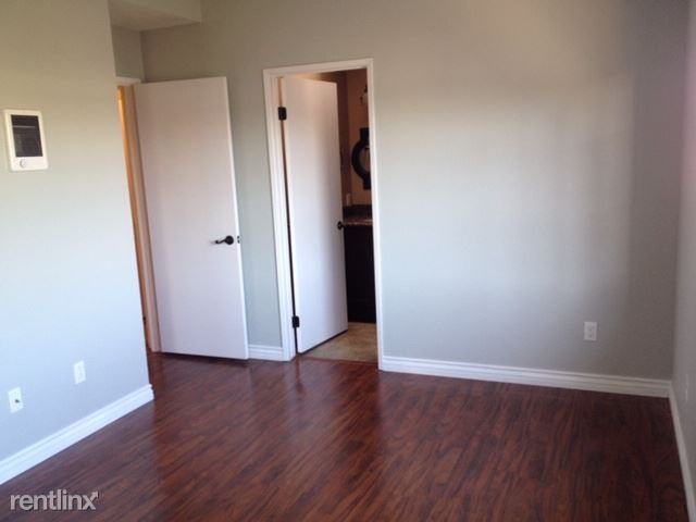 3770 32nd St - Photo 3 of 10