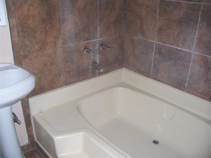 1009 W Fleming St - Photo 3 of 5