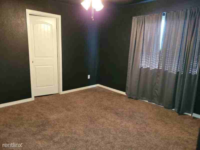 6146 Finglas Dr - Photo 2 of 9