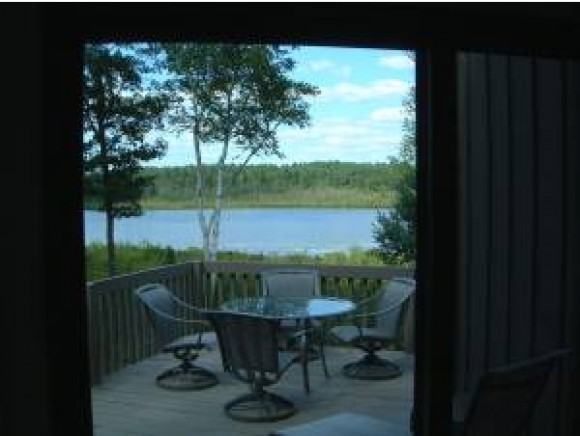 44 Rocky Point Dr - Photo 2 of 8