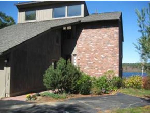 44 Rocky Point Dr - Photo 3 of 8