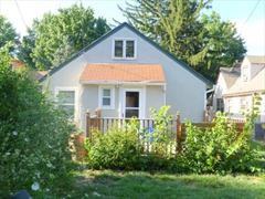 435 E 70th Terrace - Photo 2 of 12