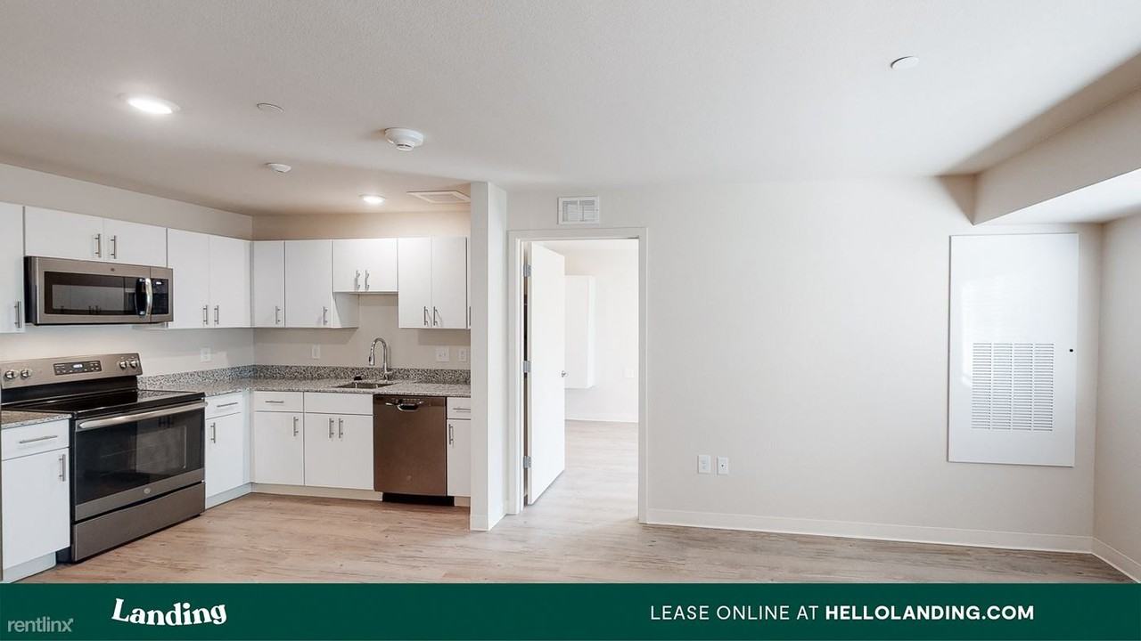 Landing Furnished Apartment WaterWalk Raleigh RTP - Photo 3 of 21