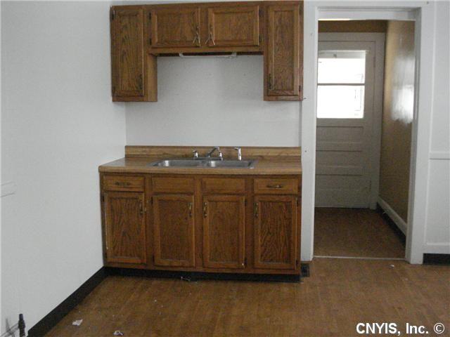 4372 W Seneca Turnpike - Photo 2 of 15