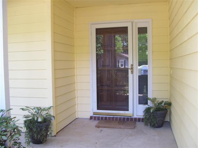 111 S Nicholson Cir - Photo 2 of 28