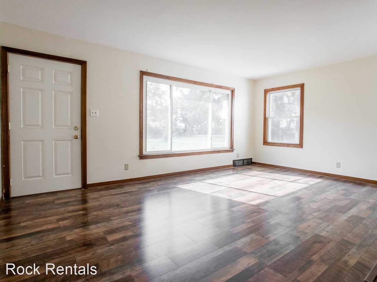 7512 N Dean Rd - Photo 3 of 26