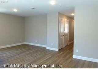 38262 Hood St - Photo 3 of 15