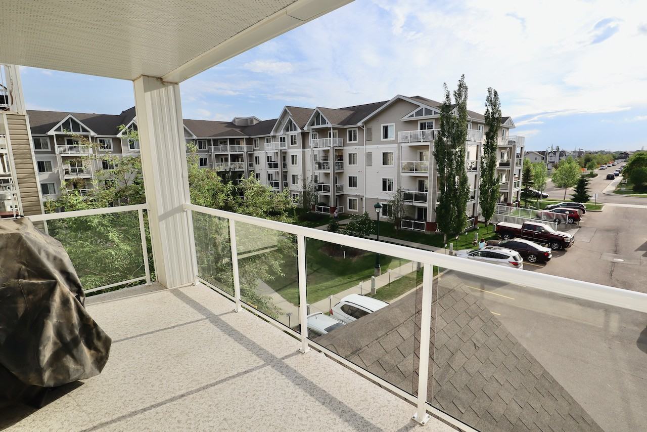 15211 Skyview Landing - Photo 2 of 24