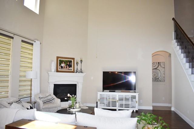 7025 Benjamin Way - Photo 3 of 13