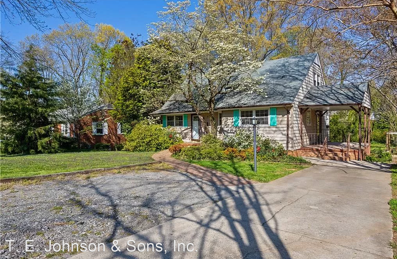 2504 W Cornwallis Dr - Photo 3 of 36
