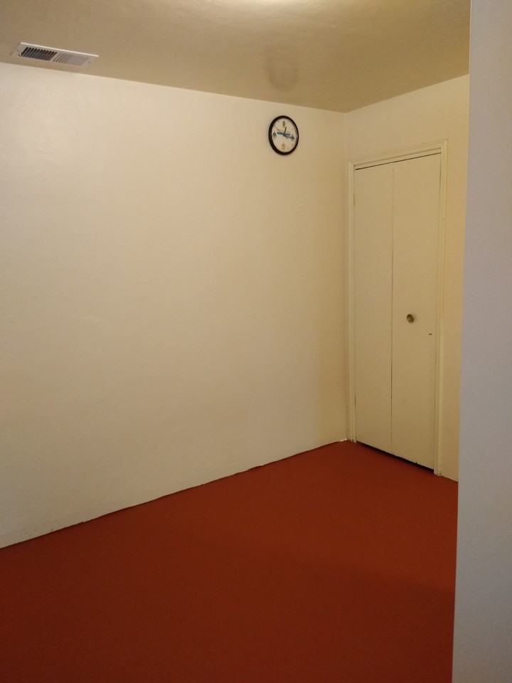 669 Martin Boulevard #B - Photo 6 of 18
