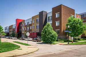 featured image of 600 Marshall St