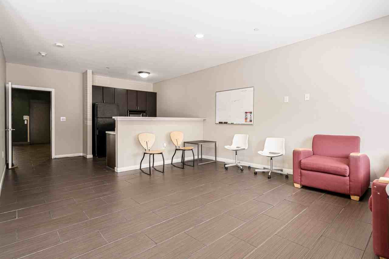 The Quad - Photo 7 of 18