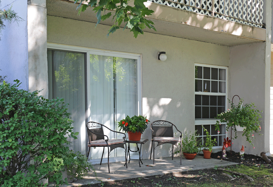 Greenbush Station - Photo 2 of 11