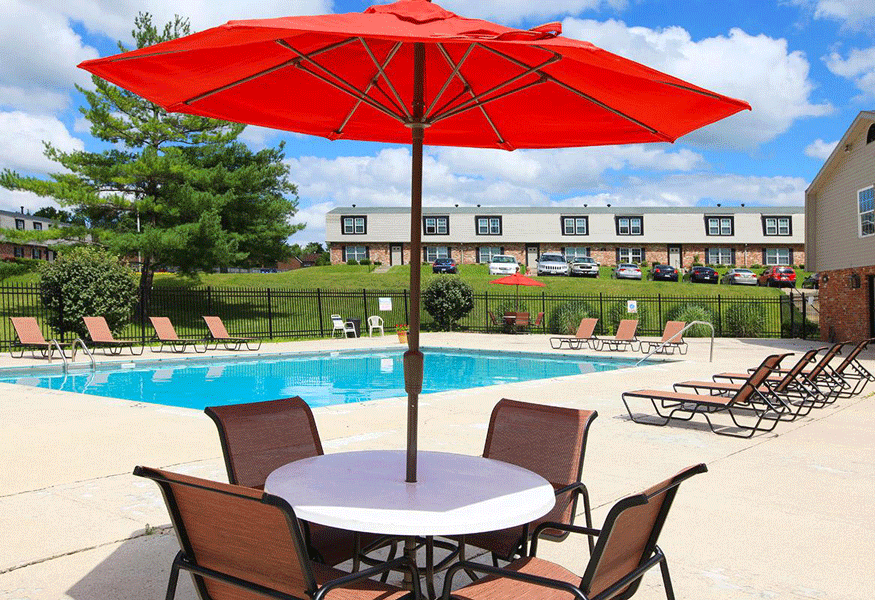 Red Coach Village - Photo 4 of 12