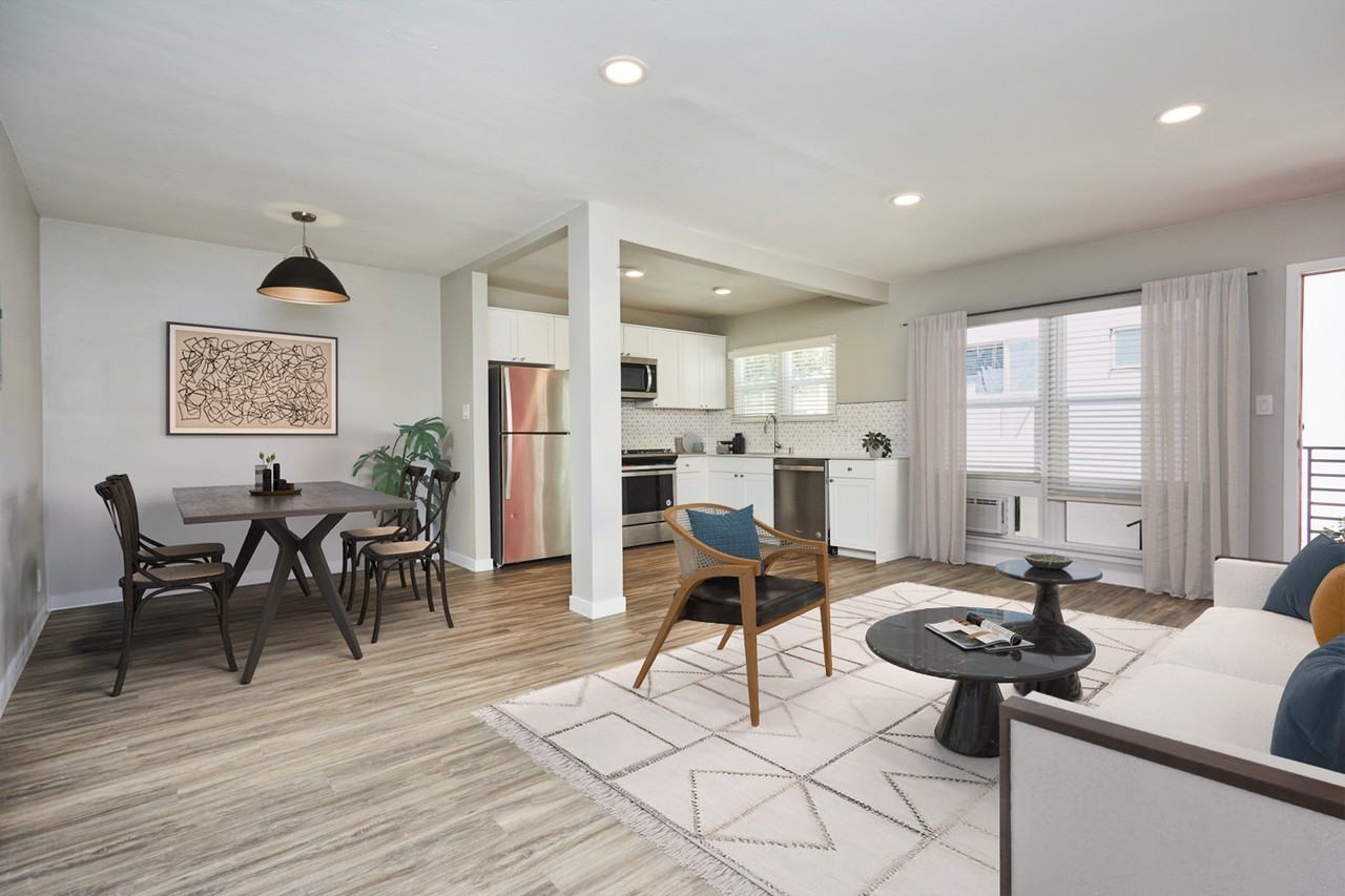 Nora on Norton - Photo 4 of 17