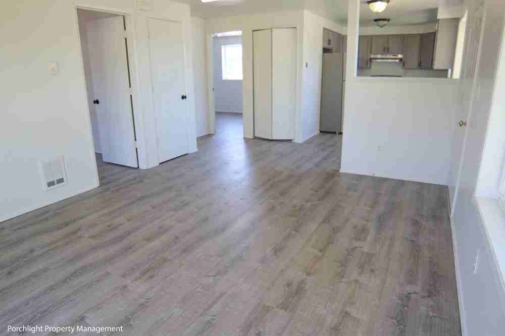 1335 Main St - Photo 3 of 10