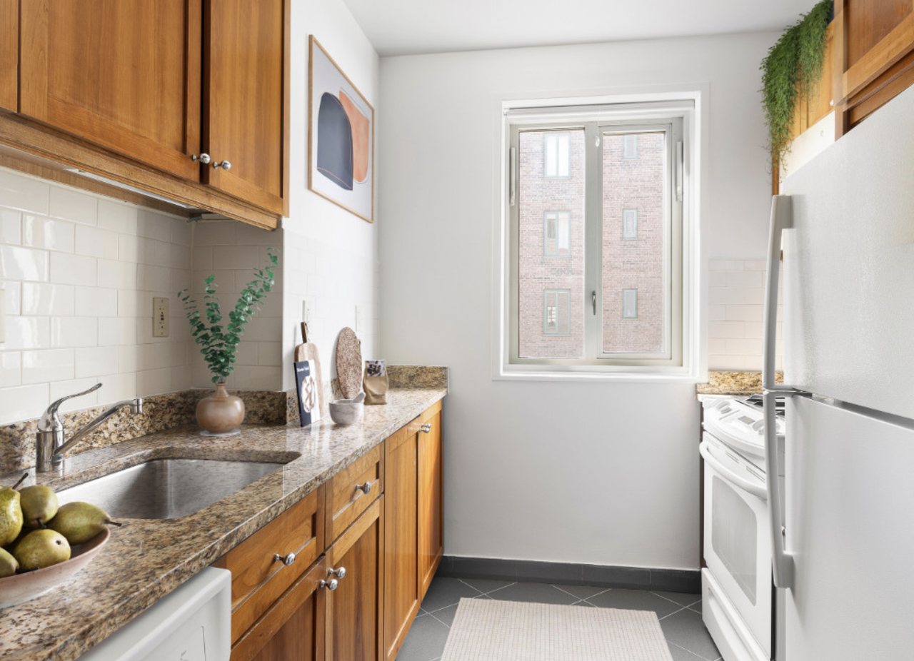 1st Ave & E 15th St #4A - Photo 3 of 4