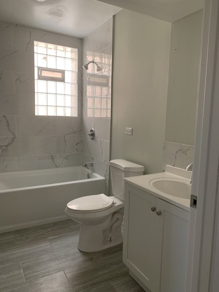 6206 W Wrightwood Ave #BS - Photo 2 of 9