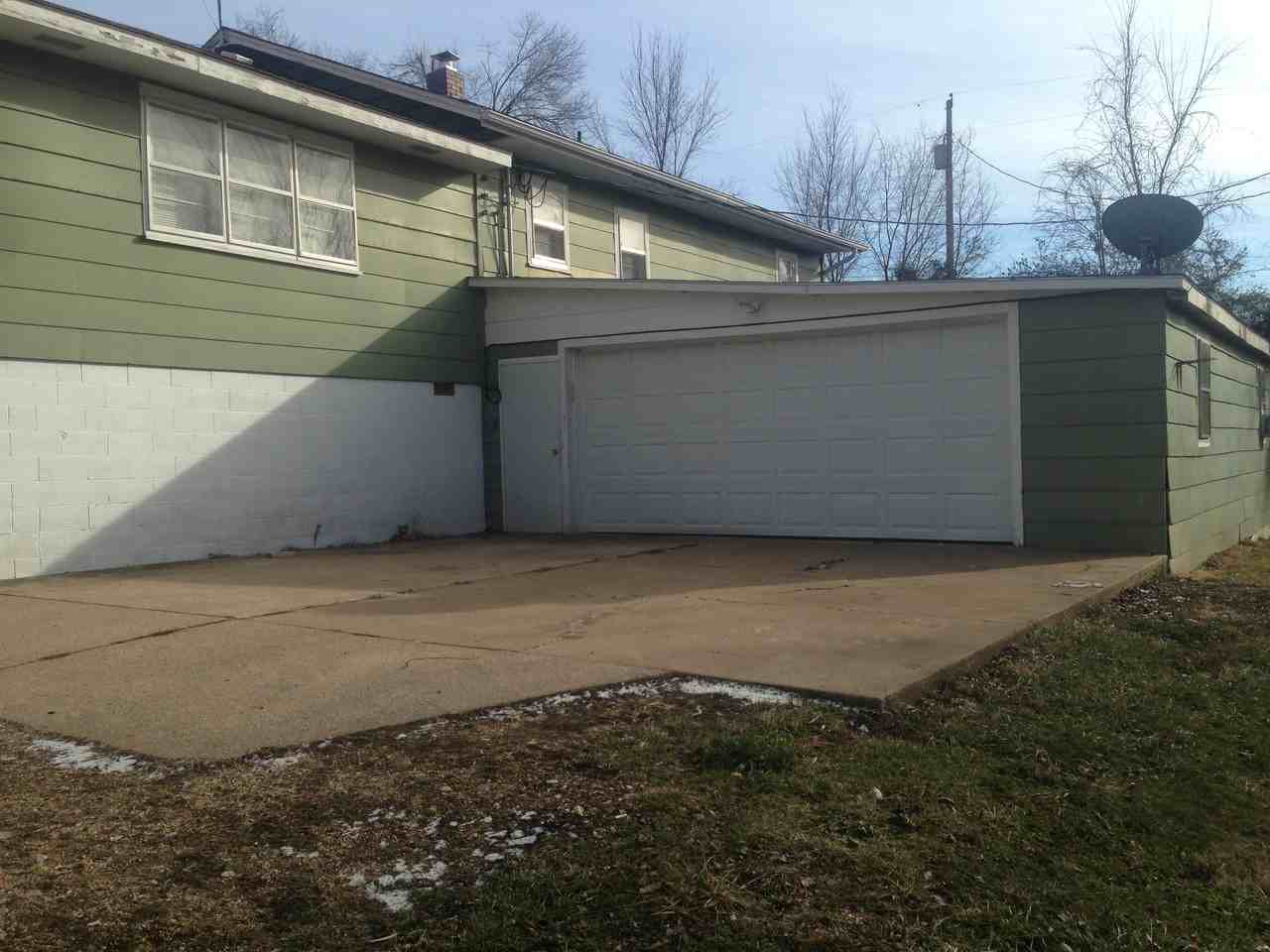 25901 Old Hwy 5 - Photo 2 of 17