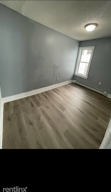 32 Cutts St - Photo 3 of 5